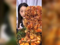 娱乐吃瓜酱火葬场,火葬场助理的沉浸式娱乐揭秘